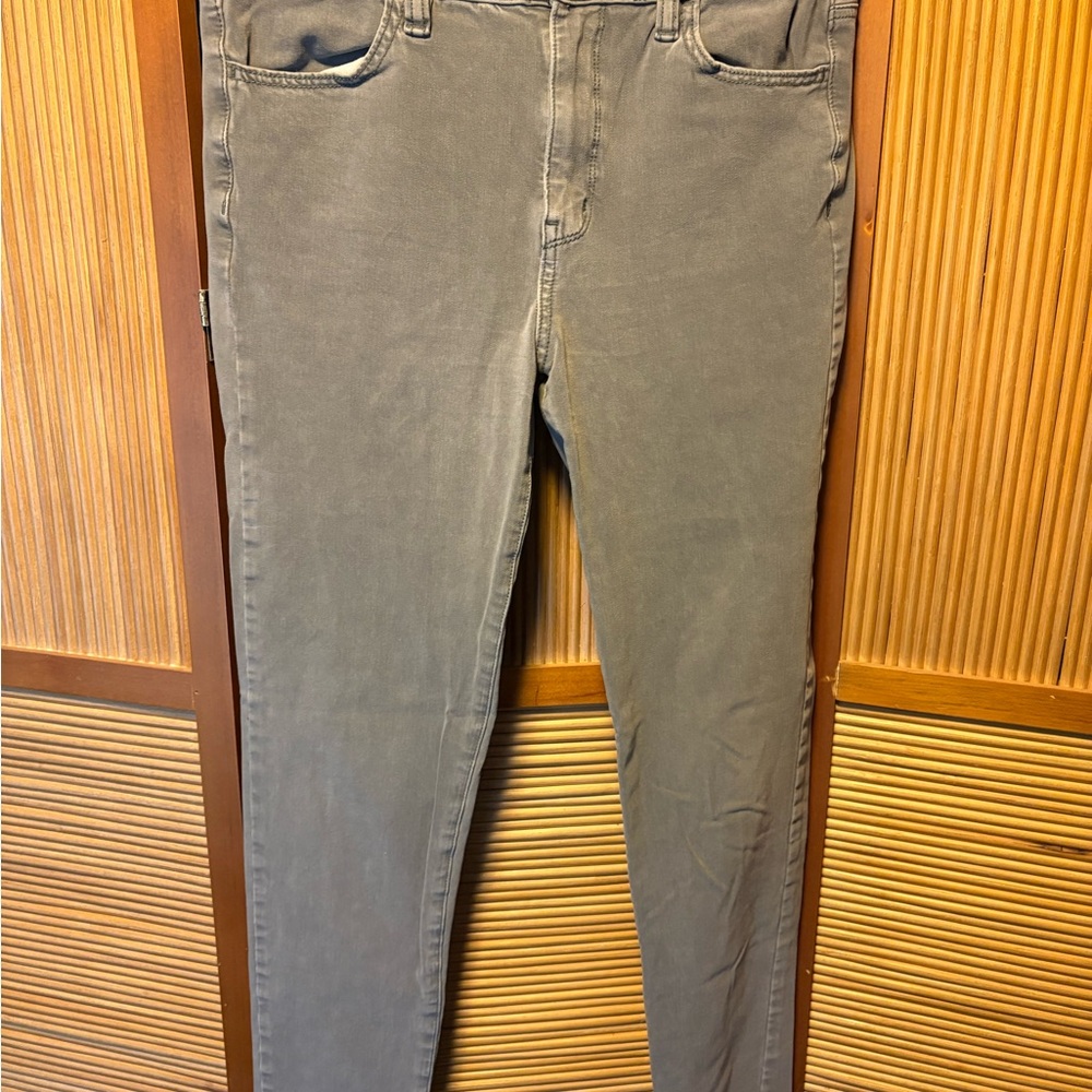 American Eagle Outfitters Women’s Skinny Gray Jeans